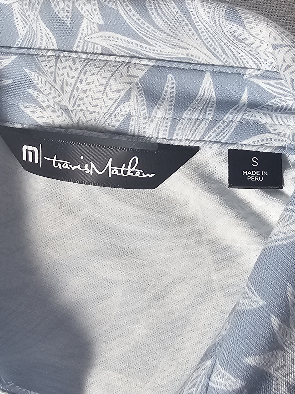 Travis Mathew Men's Sea Journey Polo Mens Size Small Light Blue - Picture 3 of 3